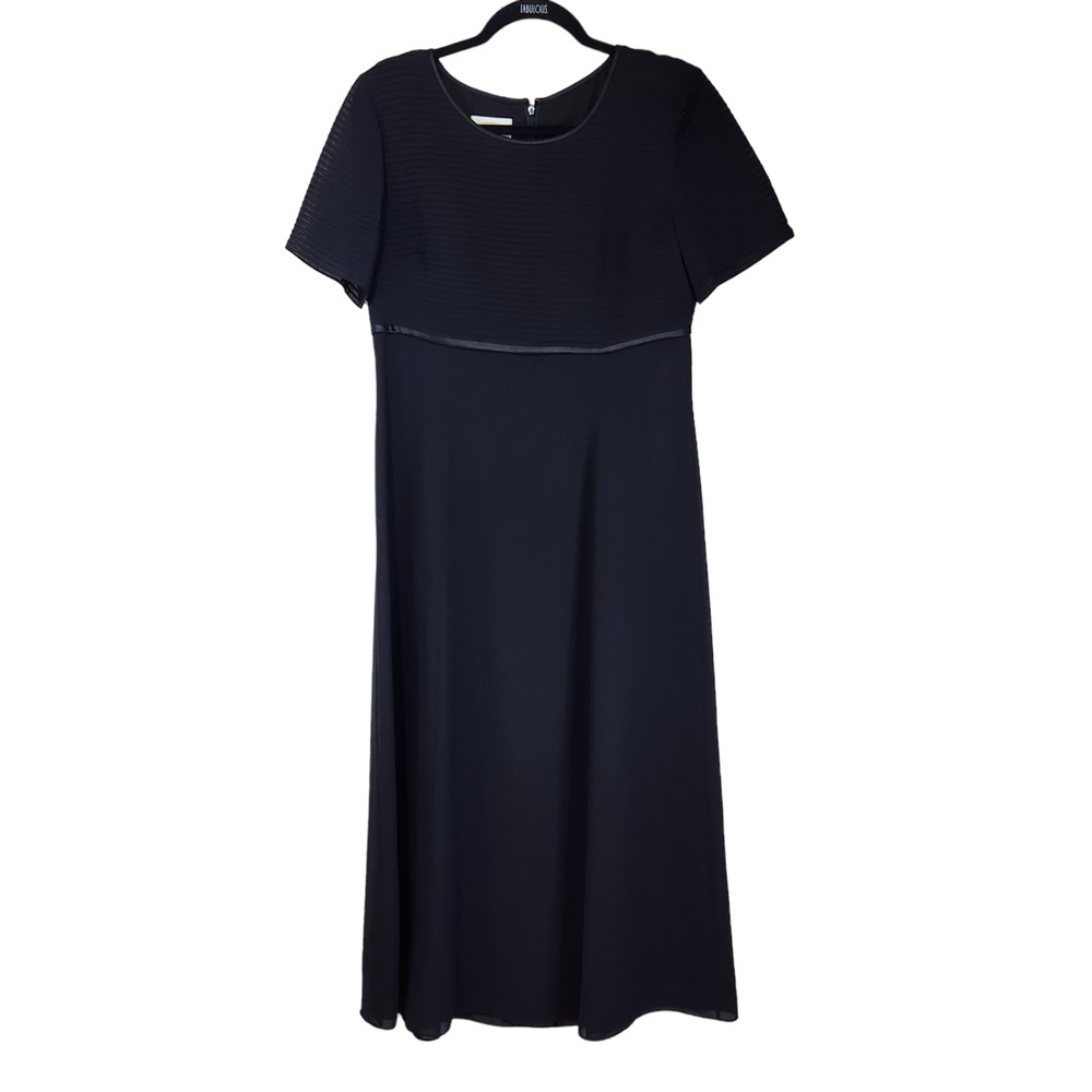 Talbots Midi Dress Size 8 Solid Black Silk Short Sleeve Event LBD Classic